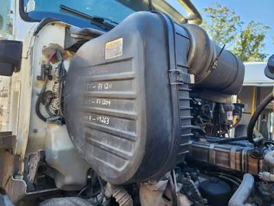 International CT660 Right Air Cleaner / Air Filter Housing