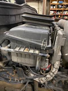 International DuraStar 4300 Right Air Cleaner / Air Filter Housing