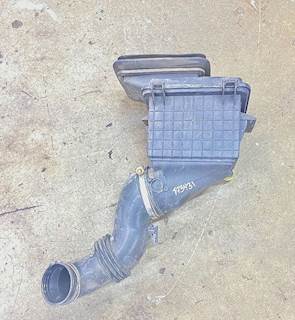 International DuraStar 4300 Right Air Cleaner / Air Filter Housing