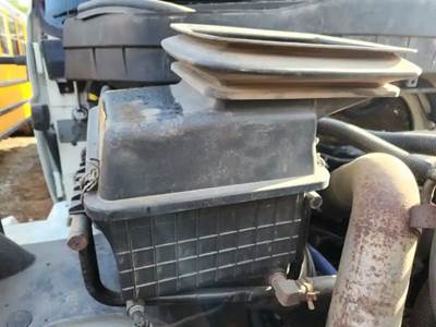 International DuraStar 4300 Right Air Cleaner / Air Filter Housing