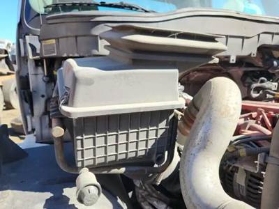 International DuraStar 4300 Right Air Cleaner / Air Filter Housing