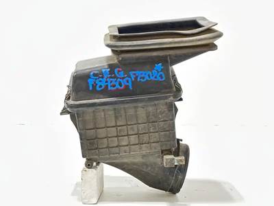 International DuraStar 4300 Right Air Cleaner / Air Filter Housing