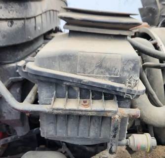 International DuraStar 4300 Right Air Cleaner / Air Filter Housing