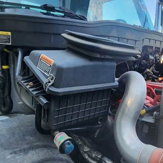 International DuraStar 4300 Right Air Cleaner / Air Filter Housing