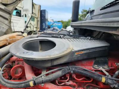 International LT625 Left Air Cleaner / Air Filter Housing