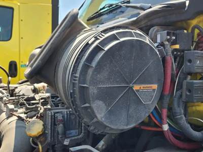 International RH613 Left Air Cleaner / Air Filter Housing