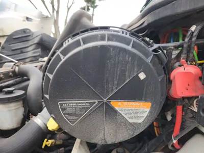 International TranStar 8600 Left Air Cleaner / Air Filter Housing