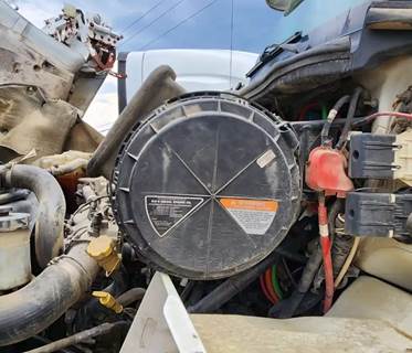 International TranStar 8600 Left Air Cleaner / Air Filter Housing