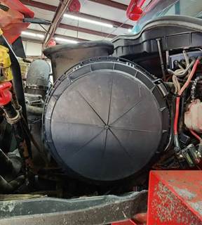 International WorkStar 7600 Left Air Cleaner / Air Filter Housing