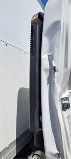 Isuzu NPR HD Right Air Cleaner / Air Filter Housing for a 2021 Isuzu NPR-HD