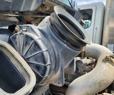 Kenworth T270 Right Air Cleaner / Air Filter Housing