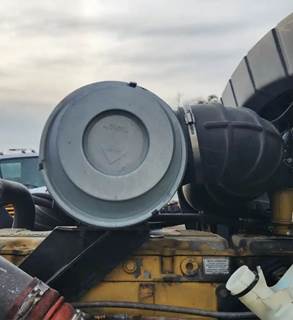 Kenworth T600 Right Air Cleaner / Air Filter Housing