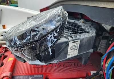 Kenworth T680 Air Cleaner / Air Filter Housing