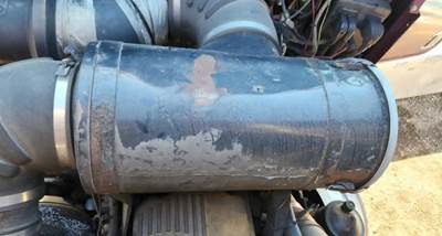 Kenworth T800 Air Cleaner / Air Filter Housing