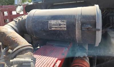 Kenworth T800 Air Cleaner / Air Filter Housing