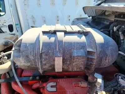Kenworth T800 Air Cleaner / Air Filter Housing