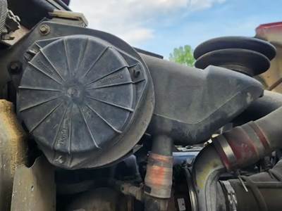 Mack Granite CV713 Right Air Cleaner / Air Filter Housing for a 2007 Mack CV713 Granite