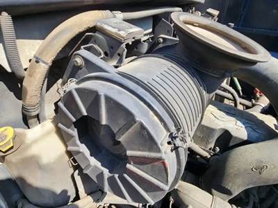 Mack Granite GU713 Right Air Cleaner / Air Filter Housing for a 2012 Mack GU713