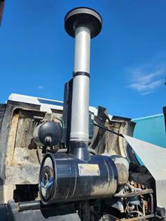 Mack MR690S Left Air Cleaner / Air Filter Housing