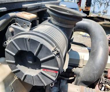 Mack Pinnacle CHU613 Right Air Cleaner / Air Filter Housing for a 2017 Mack CHU613