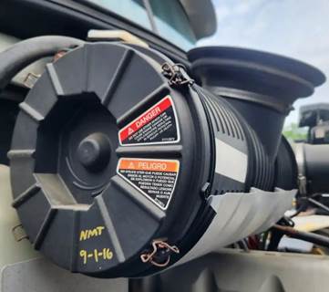 Mack Pinnacle CXU613 Right Air Cleaner / Air Filter Housing for a 2013 Mack CXU613