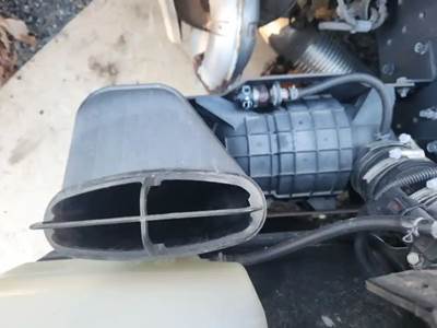 Mitsubishi FEC72S Right Air Cleaner / Air Filter Housing