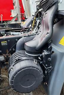 Peterbilt 220 Right Air Cleaner / Air Filter Housing