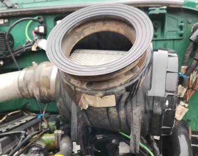 Peterbilt 337 Left Air Cleaner / Air Filter Housing