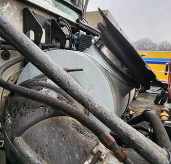 Peterbilt 340 Right Air Cleaner / Air Filter Housing