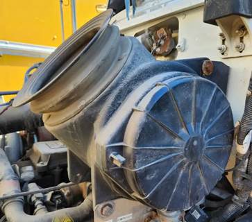 Peterbilt 348 Left Air Cleaner / Air Filter Housing