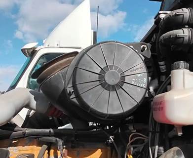 Peterbilt 357 Left Air Cleaner / Air Filter Housing