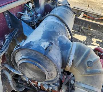Peterbilt 367 Air Cleaner / Air Filter Housing