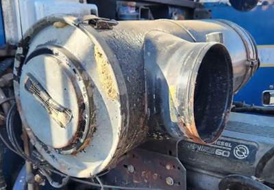 Peterbilt 378 Air Cleaner / Air Filter Housing