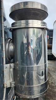 Peterbilt 379 Right Air Cleaner / Air Filter Housing