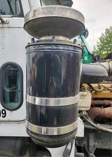 Peterbilt 379 Right Air Cleaner / Air Filter Housing