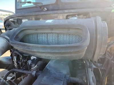 Peterbilt 384 Right Air Cleaner / Air Filter Housing