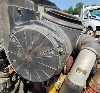Peterbilt 387 Right Air Cleaner / Air Filter Housing