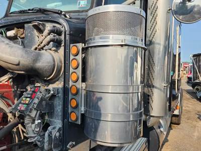 Peterbilt 388 Left Air Cleaner / Air Filter Housing