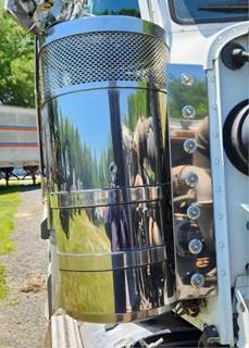Peterbilt 389 Right Air Cleaner / Air Filter Housing