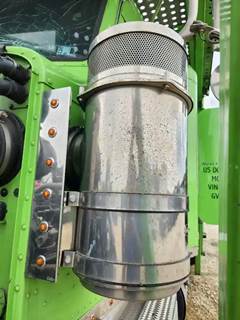 Peterbilt 389 Left Air Cleaner / Air Filter Housing