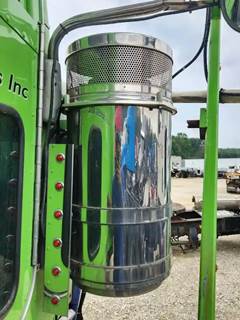 Peterbilt 389 Right Air Cleaner / Air Filter Housing