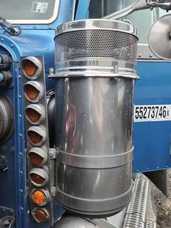 Peterbilt 389 Left Air Cleaner / Air Filter Housing