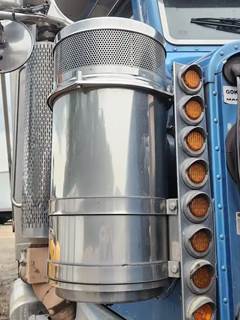 Peterbilt 389 Right Air Cleaner / Air Filter Housing