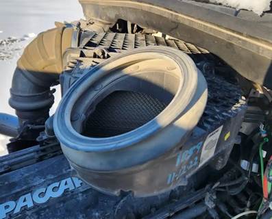 Peterbilt 567 Air Cleaner / Air Filter Housing