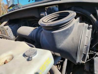 Sterling L7500 Left Air Cleaner / Air Filter Housing