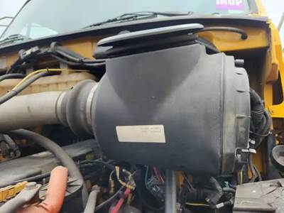 Sterling L9500 Left Air Cleaner / Air Filter Housing