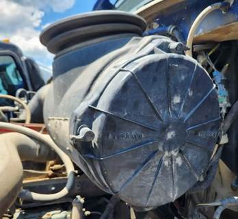 Sterling L9500 Left Air Cleaner / Air Filter Housing