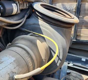 Sterling L9500 Left Air Cleaner / Air Filter Housing