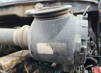 Sterling L9522 Left Air Cleaner / Air Filter Housing