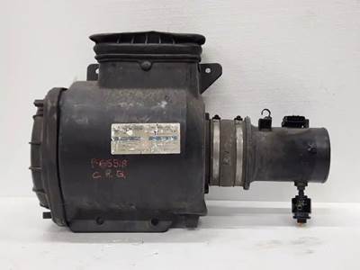 (Used) Air Cleaner- Side: On Top Of The Engine, Material: Plastic, Color: Black,